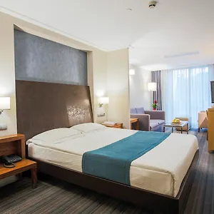 4* Hotel Housez & Special Class
